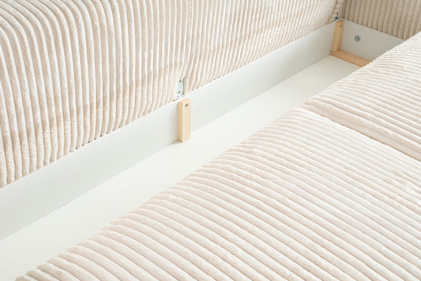 Dīvāns Espi 257/108/94 cm Ambience rozā - N1 Home