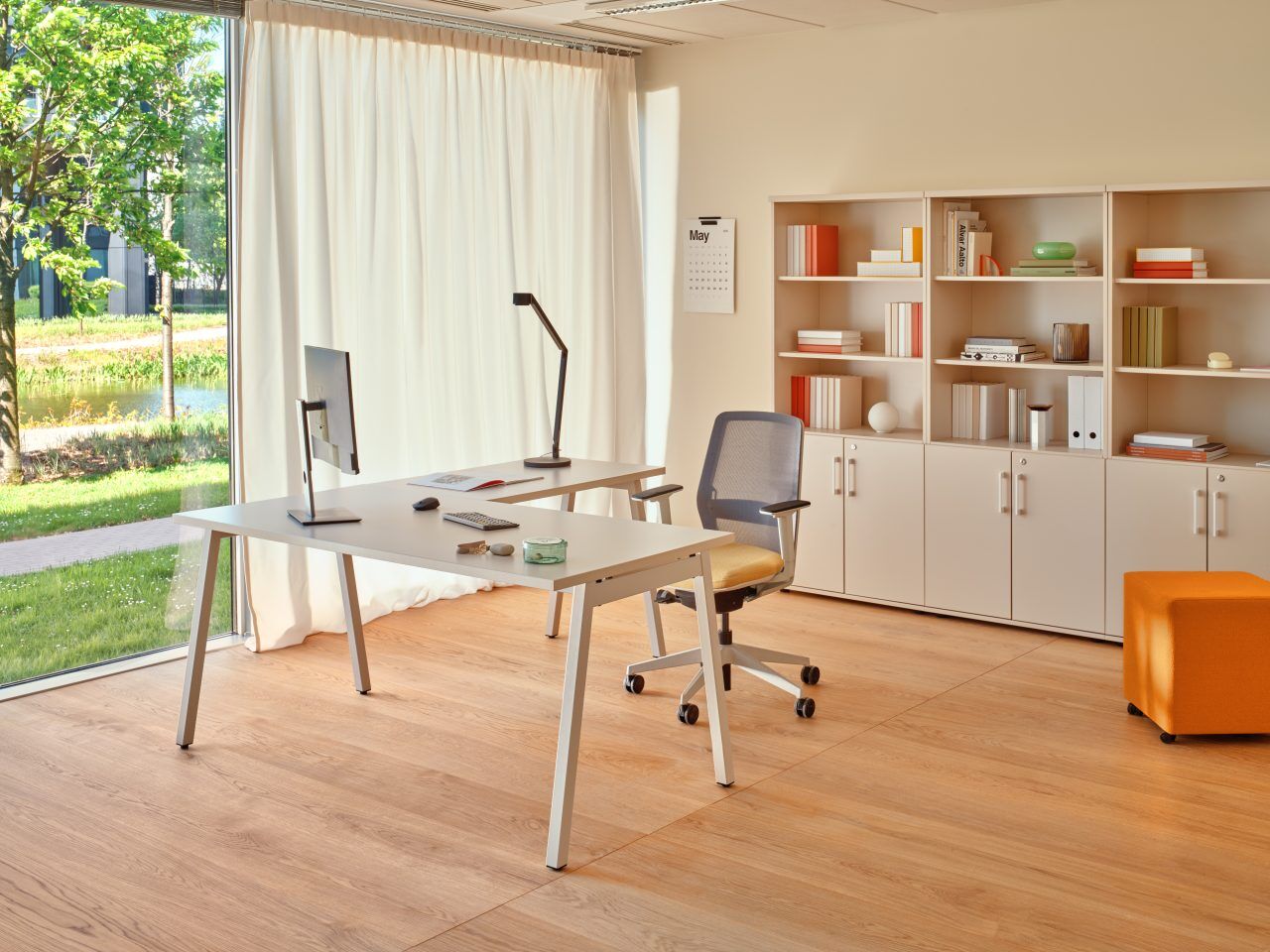 Krēsls Eho 1 61/66/106 cm pelēks/dažādas polsterējuma krāsas - N1 Home