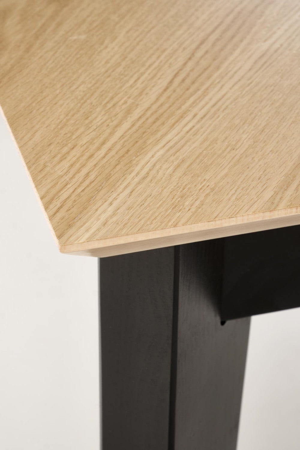 Galds Edmun 160-240/90/75/140 cm dabīgs/melns - N1 Home