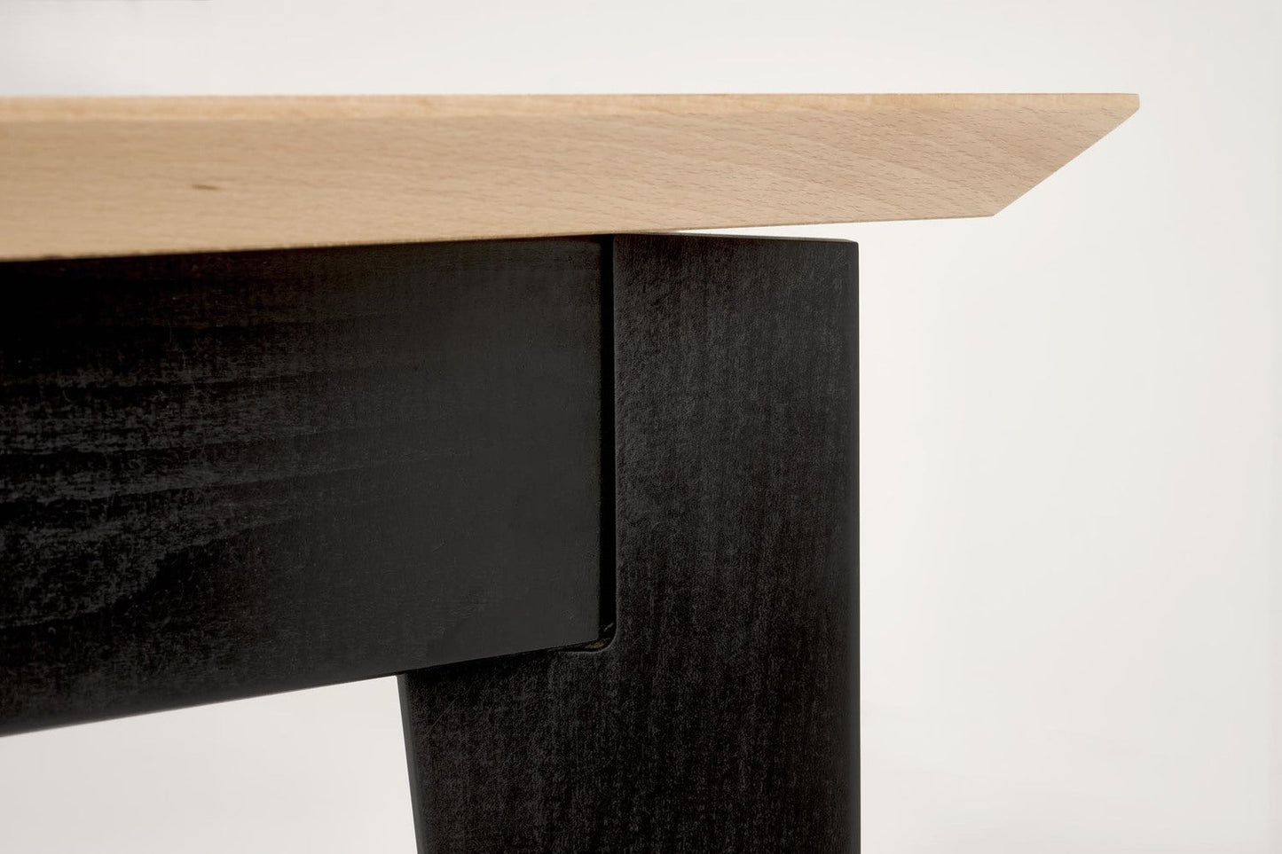 Galds Edmun 160-240/90/75/140 cm dabīgs/melns - N1 Home