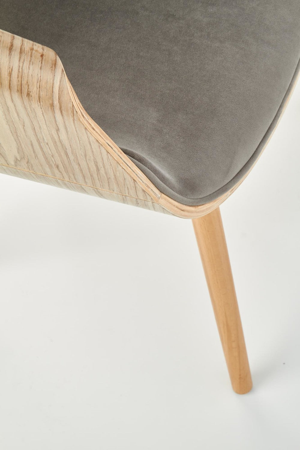 Krēsls Gora 56/55/77/47 cm gaišais ozols/pelēks - N1 Home