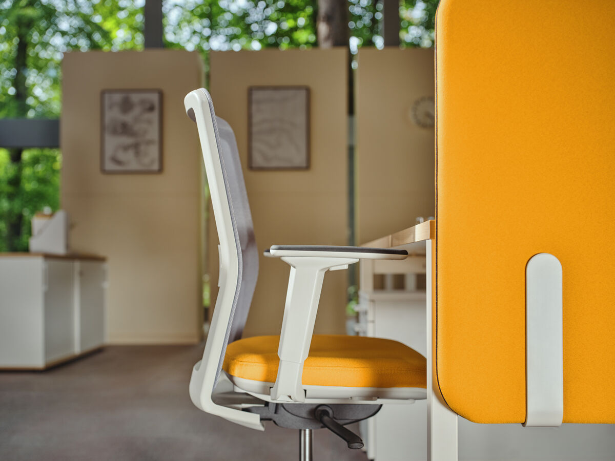 Krēsls Eho 1 61/66/106 cm latte/dažādas polsterējuma krāsas - N1 Home
